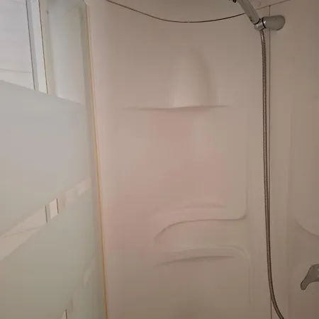 Kompleks wypoczynkowy Mobil-home - 2 *