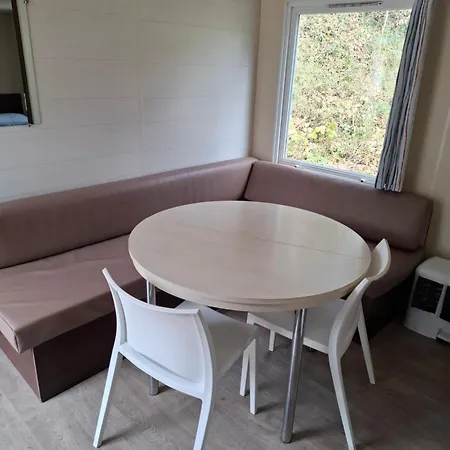 Kompleks wypoczynkowy Mobil-home - 2 *