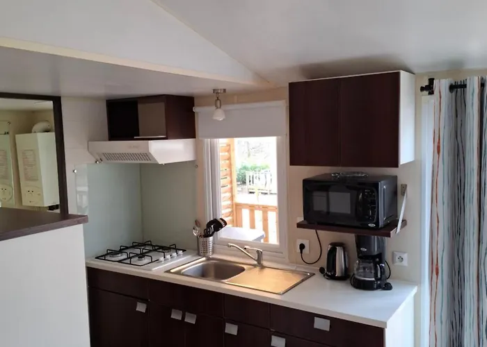 홀리데이파크 Mobil-home - 2 Saint-Chéron